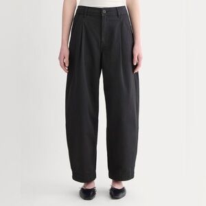 Free shipping! Everlane The Everywhere Pant - Size 2 Black